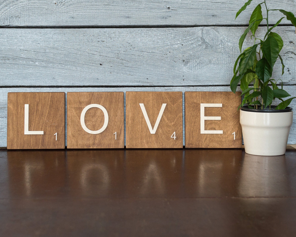 Letras decorativas Scrabble grandes marrón