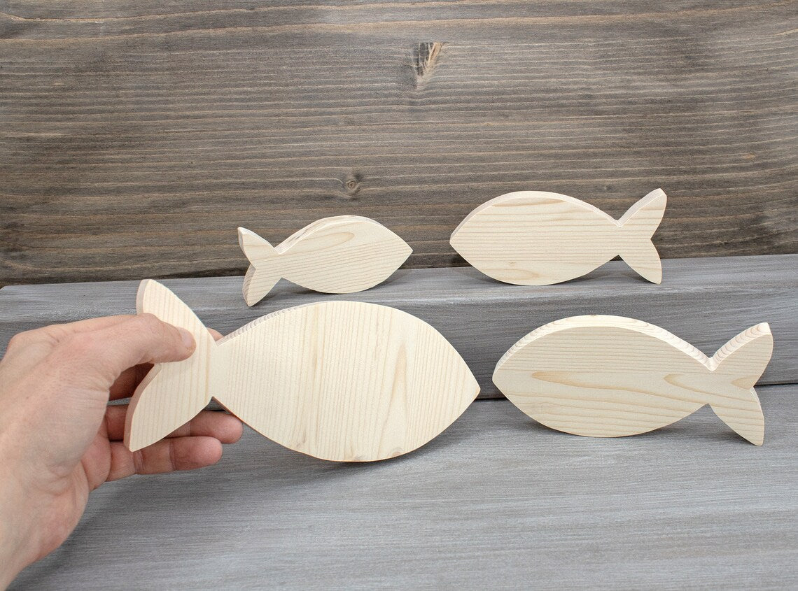 Peces decorativos de madera natural