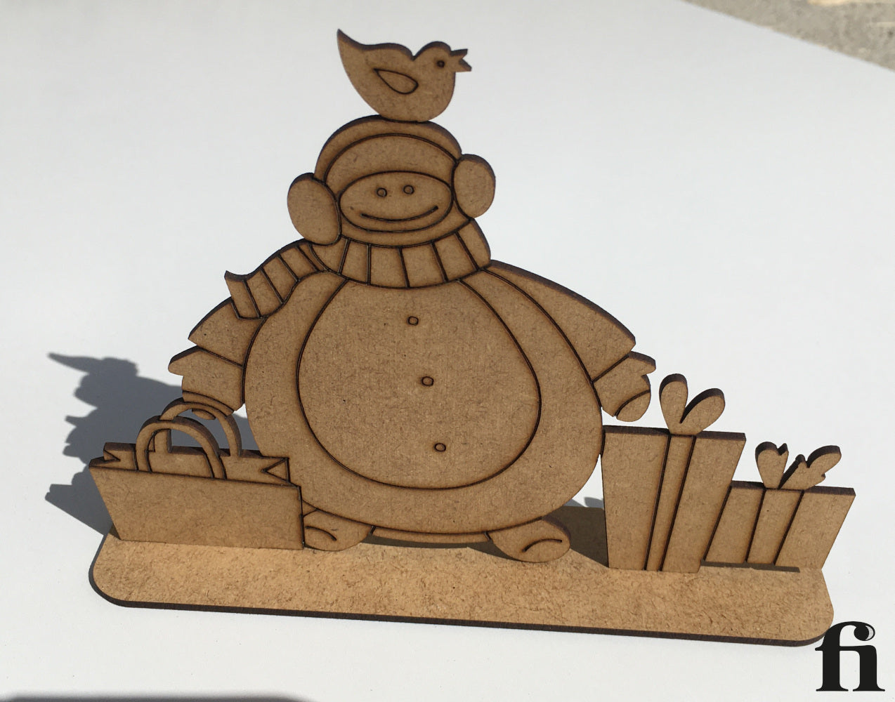 Formes découpe-bois de noël avec une base