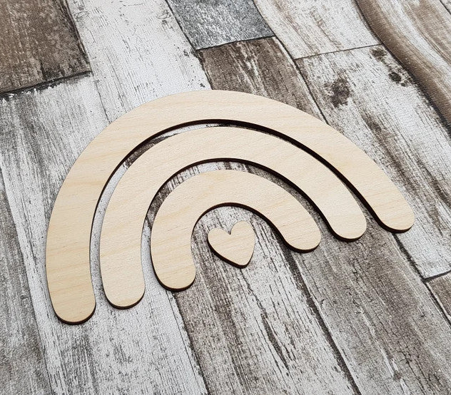 Arcoiris de madera para decoración infantil