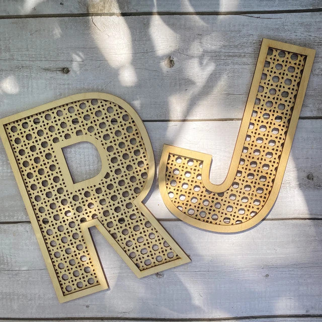 Letras iniciales de ratan