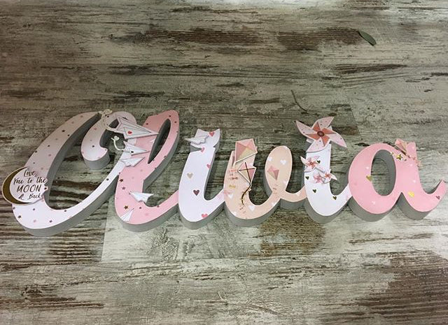 Nombres de madera a personalizar con decoración única