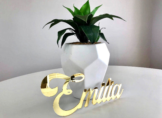 Nombre personalizado de metacrilato (color o espejo)