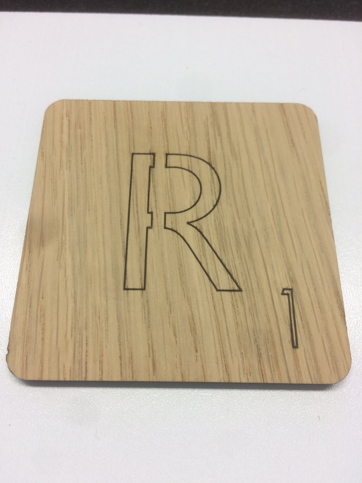 Letras SCRABBLE adhesivas de madera para decoración de pared