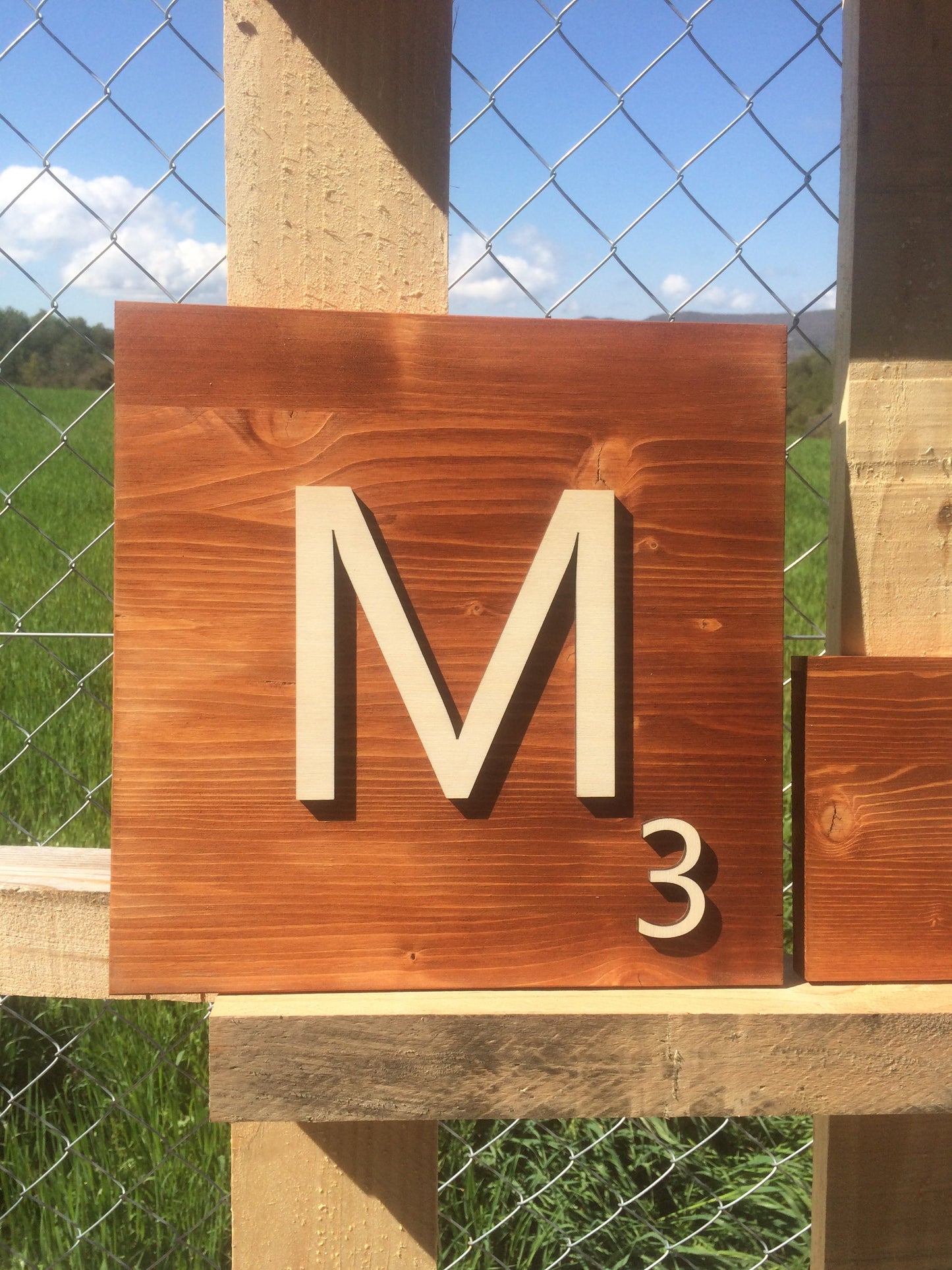 Letras decorativas Scrabble grandes marrón