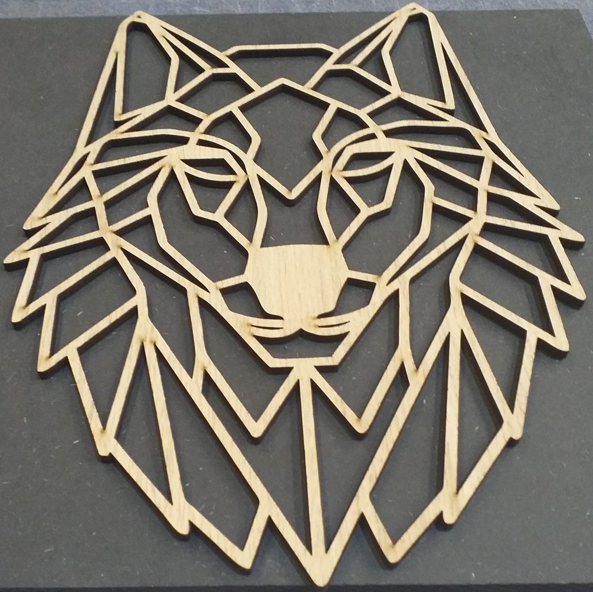 Cabeza de lobo personalizada de madera para decoración de pared