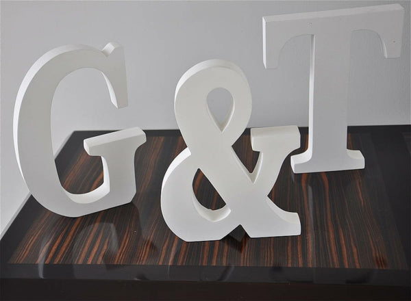 Letras corporeas y decorativas blancas de tamaño 10 a 100 cms