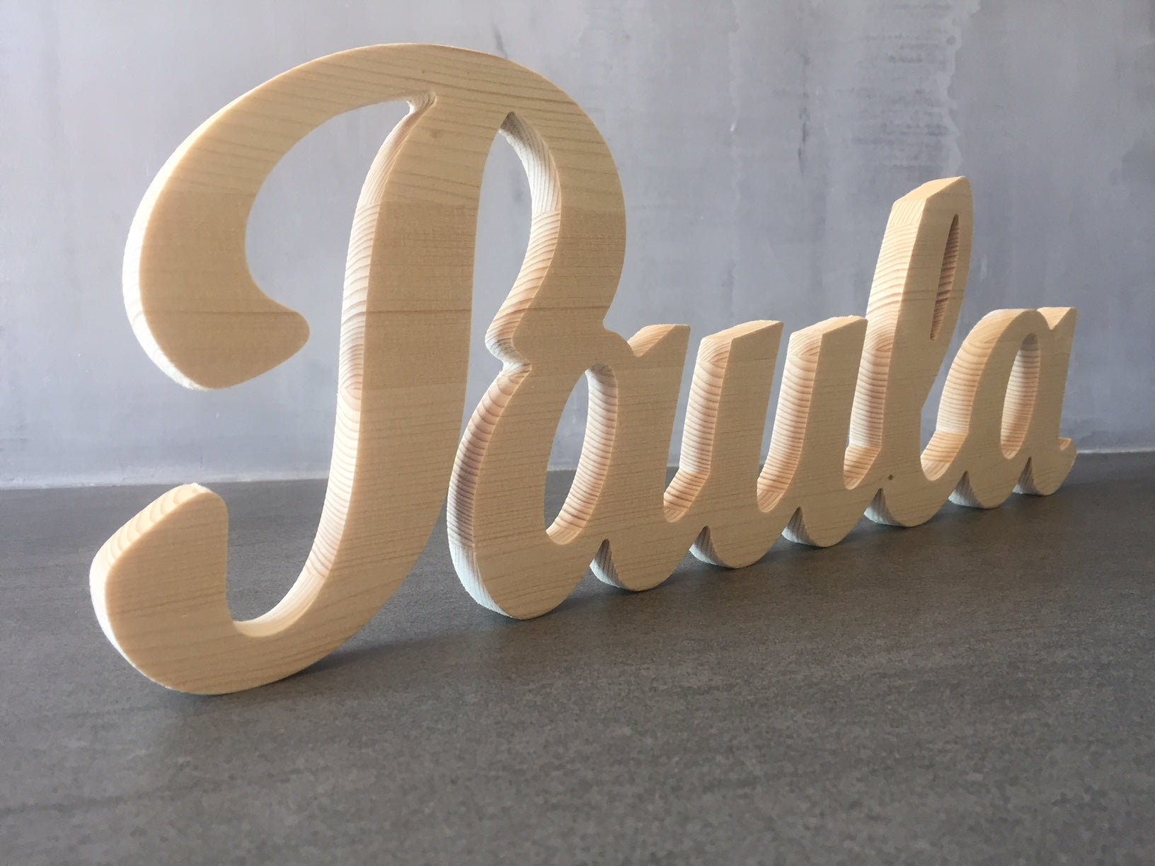 Nombre decorativo personalizado de madera