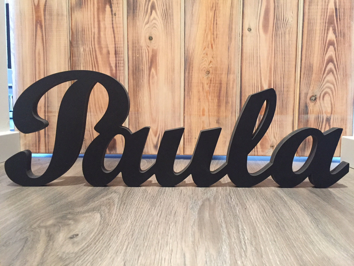 Nombre personalizado de plástico negro resistente para decoración interior o exterior