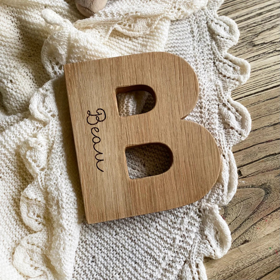 Letras personalizadas de Roble natural