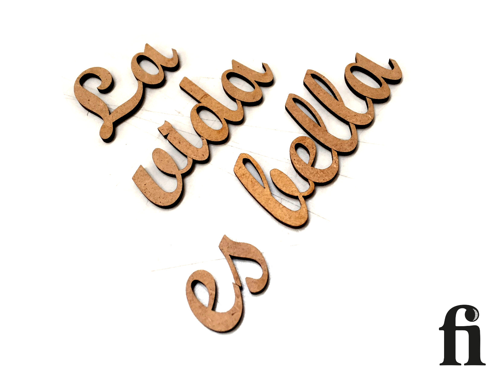 Decora tu salón o dormitorio con letras adhesivas para pared