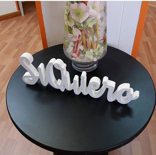Nombre decorativo blanco