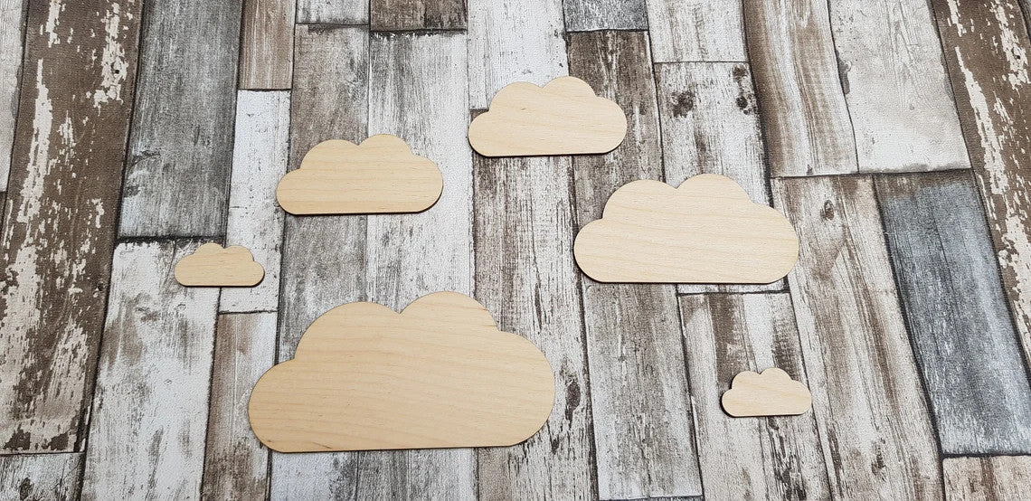 Nubes de madera para decorar